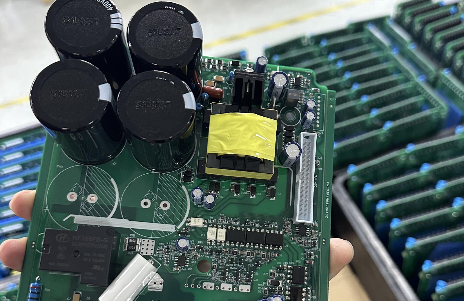 Door motor frequency converter