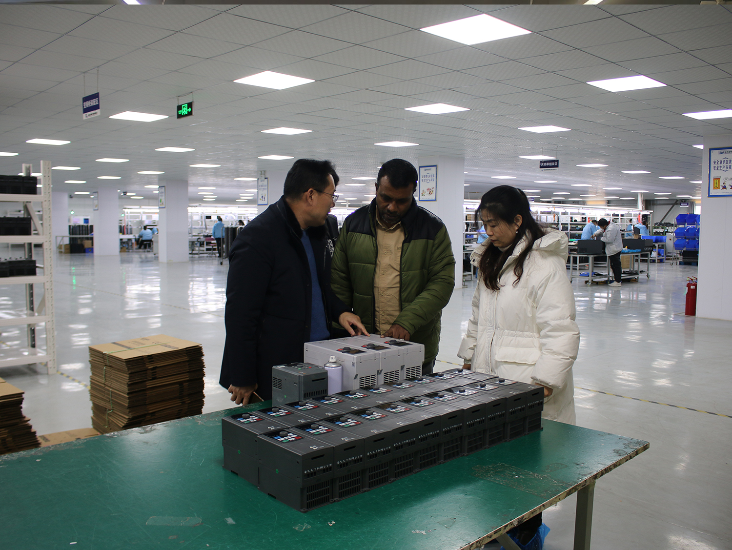 LCGK VFD warmly welcomes Bangladeshi customer representatives to visit and inspect